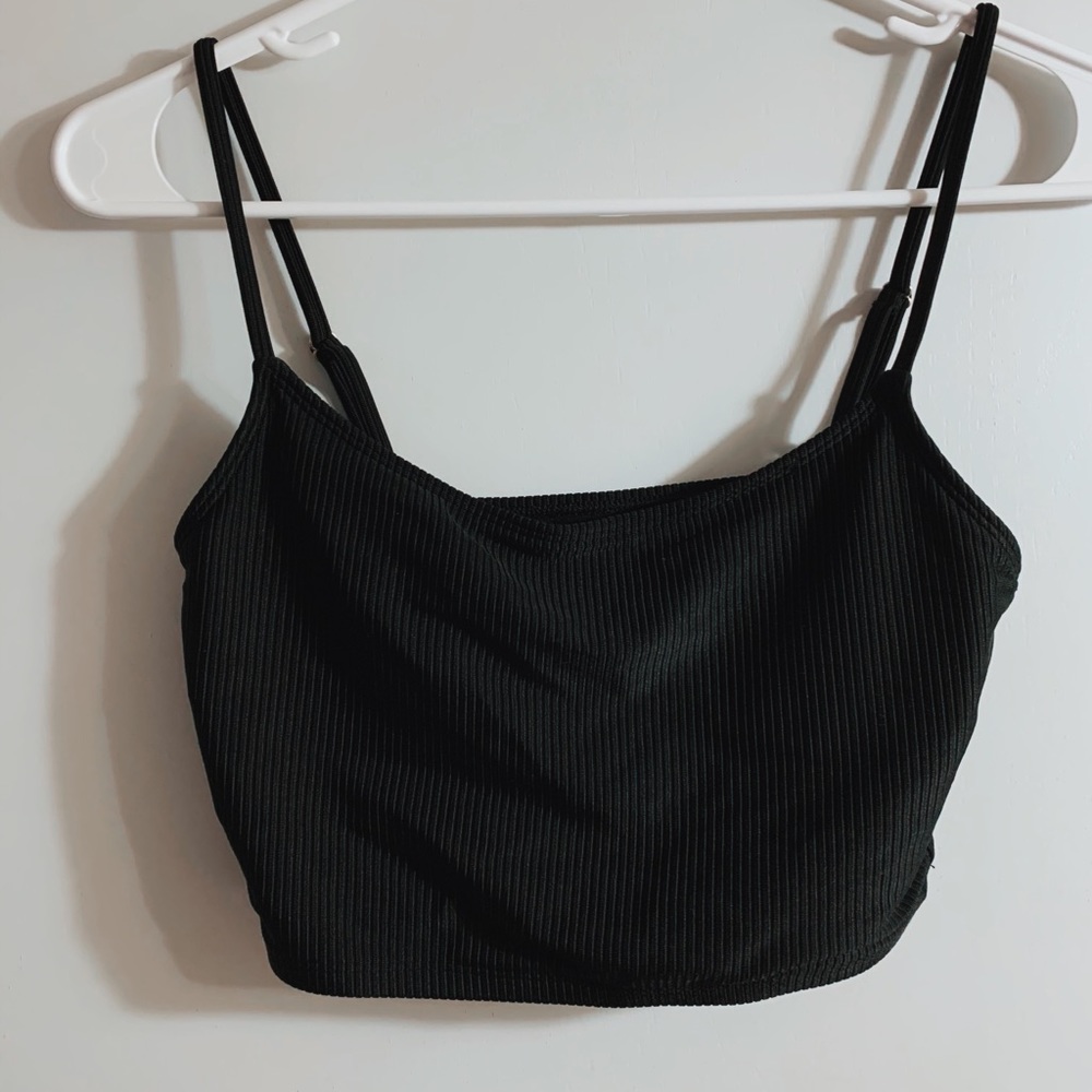Black crop top🖤